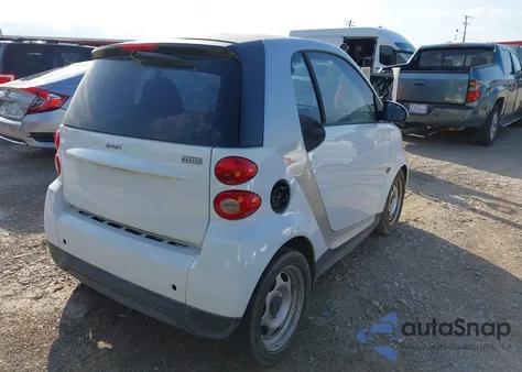 2015 Smart Fortwo Passion/Pure из США, поврежденный, VIN WMEEJ3BA4FK800163